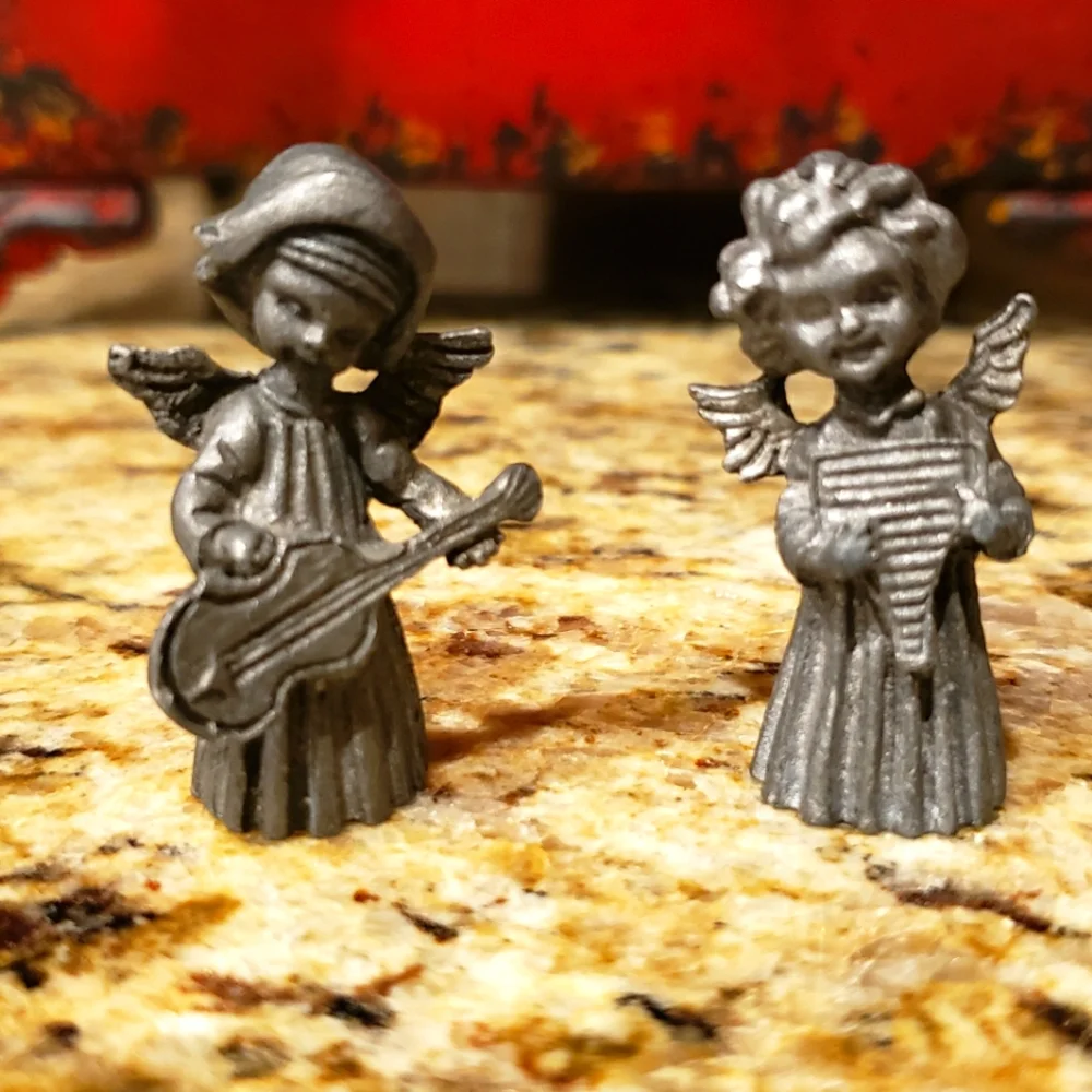 VINTAGE LILLIAN VERNON Mini Pewter Musical